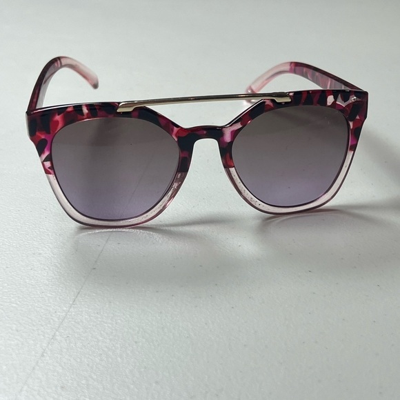 Betsey Johnson Tortoise Shell Geometric Retro Modern MCM Glasses Classic Chic - Picture 4 of 15